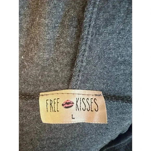 free kisses lightweight hoodie size large - Picture 7 of 7